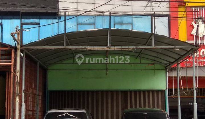 Ruko / Rukan Lokasi sangat STRATEGIS di wilayah Rawamangun pusat Jakarta Timur peruntukan KOMERSIL dan BISNIS Harga 6M 1