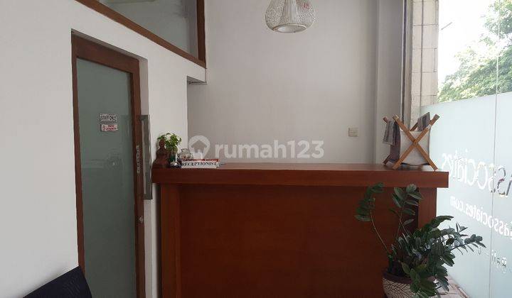 Nice and well maintained shophouse in Kuta Bali 2