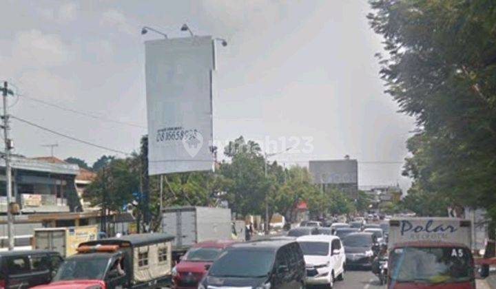 Gedung kantor tengah kota 2