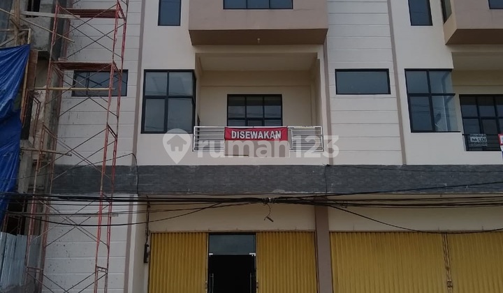 Ruko Brand New di Muara Karang