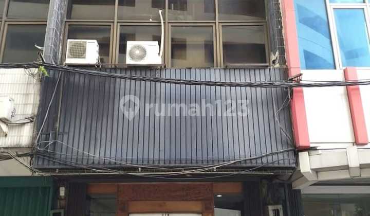 Ruko Istana Harmoni, Jakarta Pusat Daerah depan Istana Negara