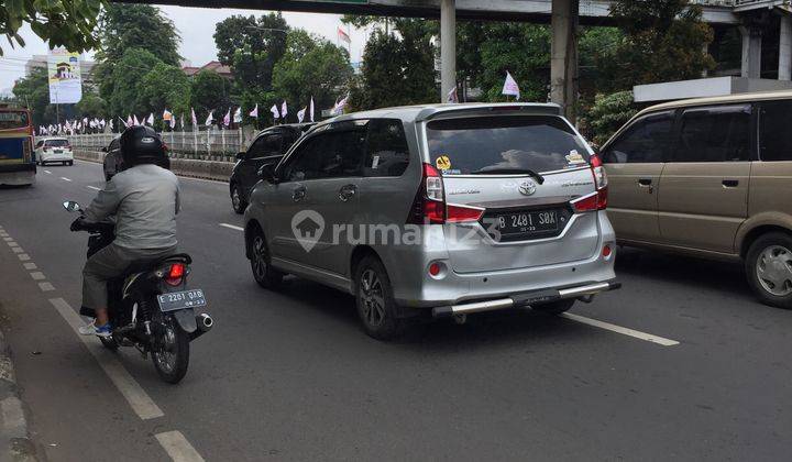 ruko pinggir jalan strategis. 2