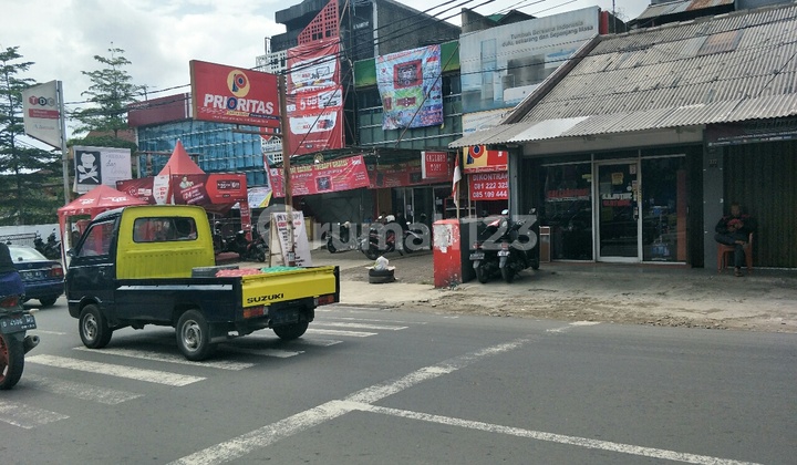 Ruko Tempat Usaha atau kantor di lokasi strategis jl Raya Lembang