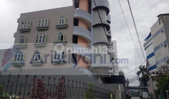 CASA PRAJA ARTERI PONDOK INDAH PERUNTUKAN KOMERSIL |