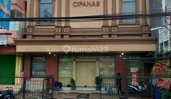 Gedung di Cipanas Puncak Mainroad 1