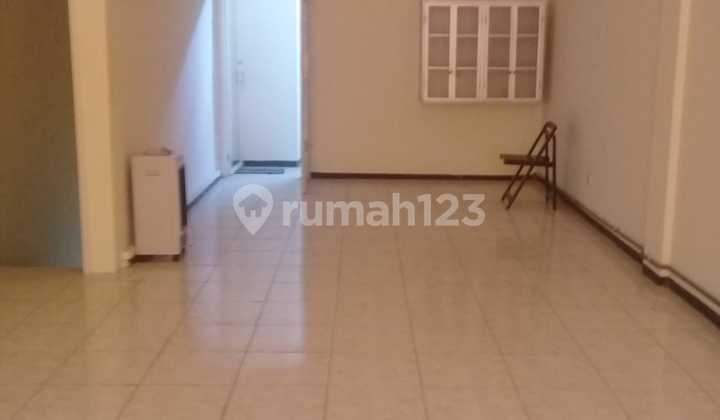 Ruko 2 Lantai di Jln Dr Wahidin Gresik Ruko 2 Lantai di Jln Dr Wahidin Gresik