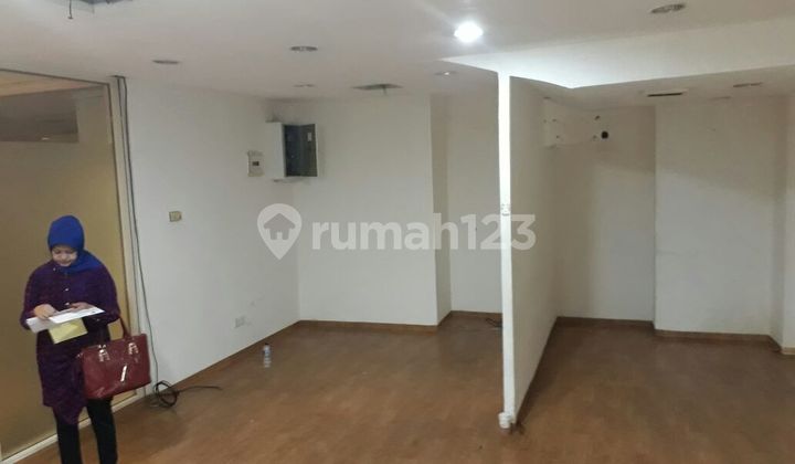 Ruang Perkantoran siap Pakai Di Puri Imperium Kuningan Jaksel