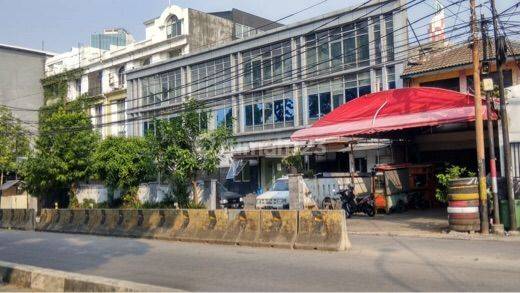 bangunan pinggir jalan, sangat cocok untuk kantor di kebayoran Baru... 1