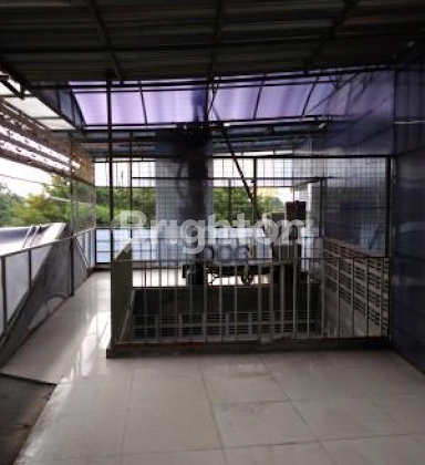 dua ruko gandeng o jalan pusat kota 3lt