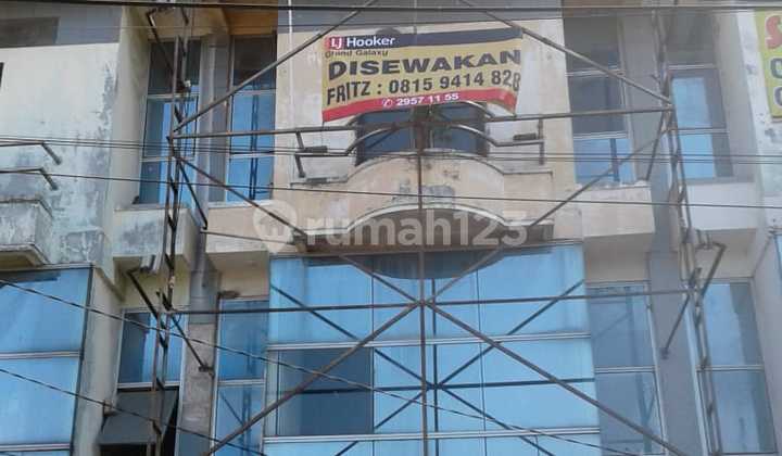 Ruko Strategis Dekat Tol Becakayu Di Pusat Bisnis Galaxy Bekasi