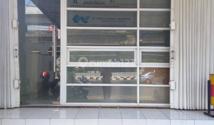 Ruko pinggir jalan lokasi strategis depan stasiun MRT DI Cilandak 1