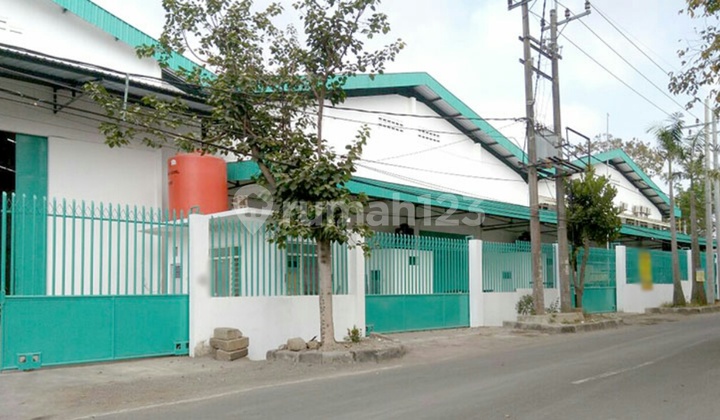 Warehouse on Jalan Tenaga Malang, ready to use, with office space.