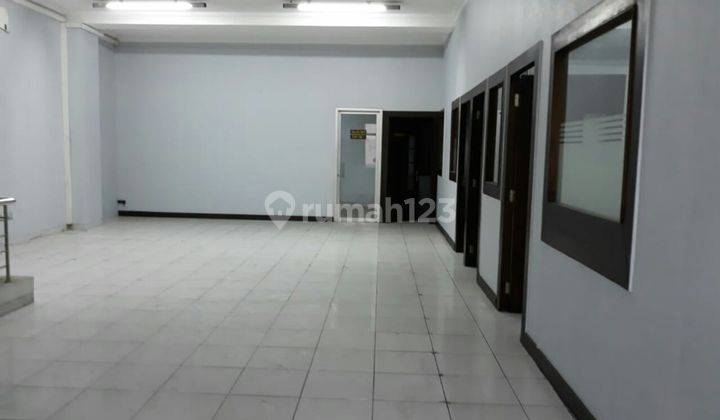 Ruko Cantik Strategis Solo 2