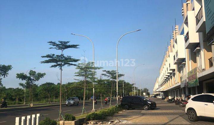 Ruko 3 lantai ,siap pakai,harga nego di Harapan Indah Bekasi 2