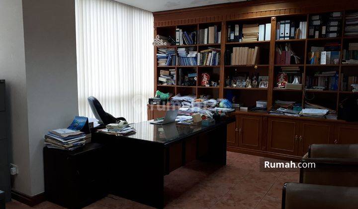 Ruang kantor di Menara Kadin Kuningan, Luas 225m2 corner , furnished, siap pakai 2