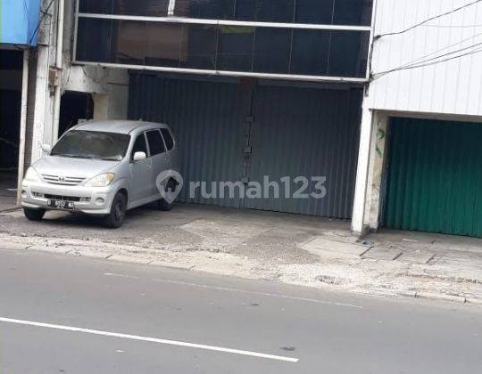 Ruko Strategis  Pinggir Jalan Jakarta Pusat 1