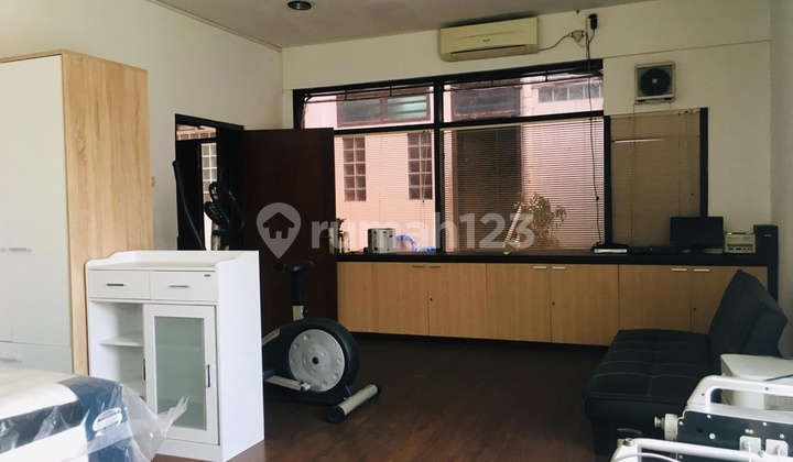 SUPER MURAH!! RUKO Jl.CIHAMPELAS DIHITUNG TANAH (SHM) 2