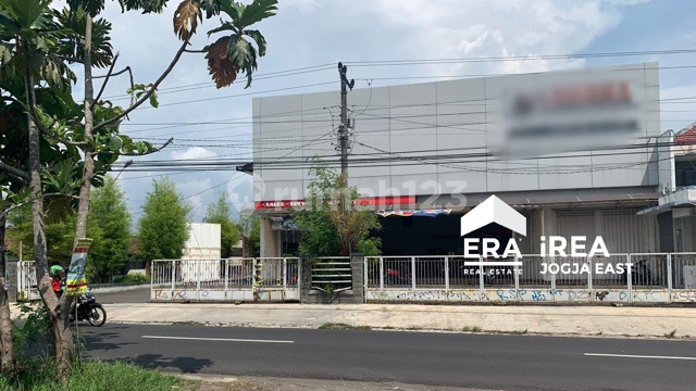 Gudang rangka baja dan kantor akses kota dan ring road selatan 1