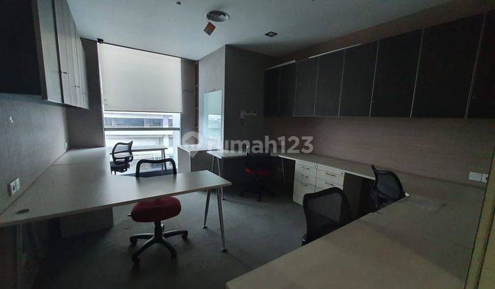 Ruang Kantor di Gandaria 8, Furnished area Kebayoran Lama, Jakarta Selatan 2