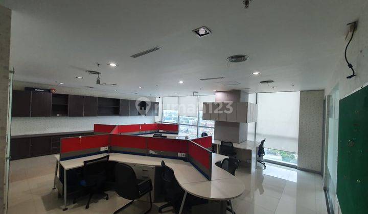 Ruang Kantor di Gandaria 8, Furnished area Kebayoran Lama, Jakarta Selatan 1