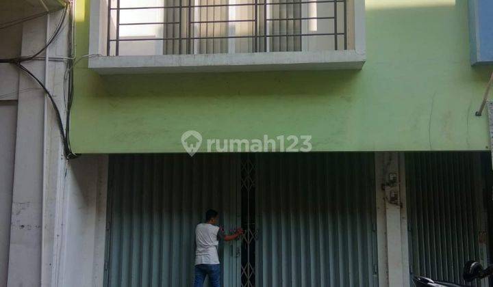 Ruko 2 Lantai di Andalusia Square, Jl RA Kartini, Gresik, LT 70 m2 (5x14), LB 140 m2 (2x5x14), KM 2 1