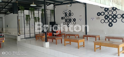 Pujasera Lokasi Medokan Semampir Timur