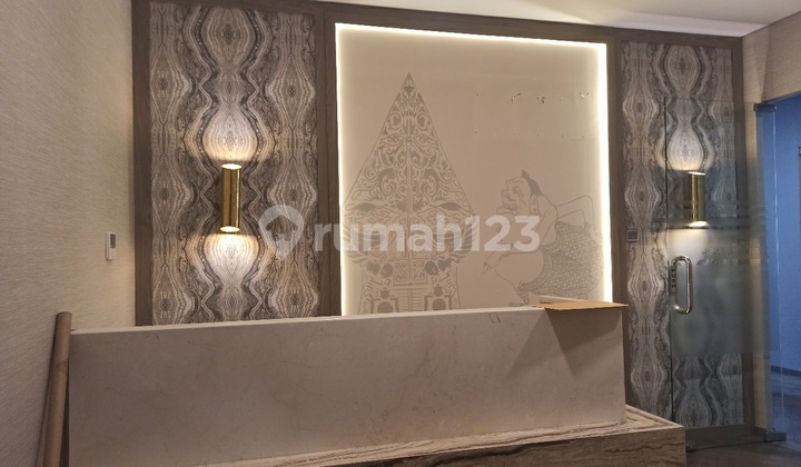 kantor perbendaharaan, setengah furnitur kantor perbendaharaan, setengah furnitur