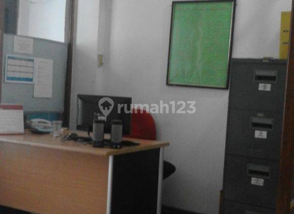 Ruko strategis antara pondok indah kebayoran  baru 2