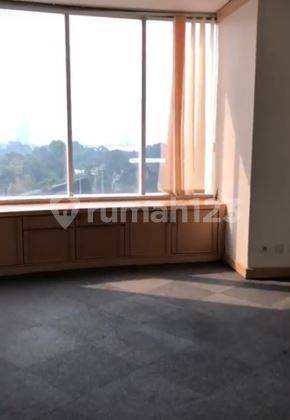 Ruang kantor di Menara Sudirman SCBD, luas 218m2, semifurnished 2