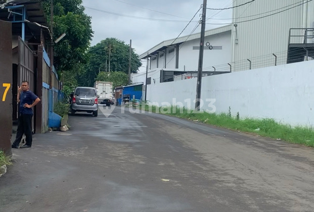 Pabrik di jalan industri karawaci - tangerang Kota Pabrik di jalan industri karawaci - tangerang Kota