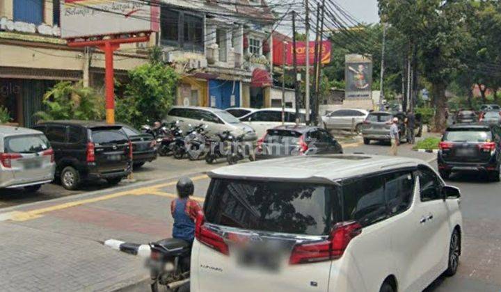 Turun harga, ruko 3 lantai dekat Barito Jakarta Selatan 2