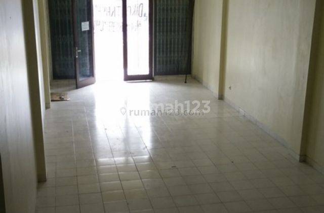 Cheap Two Floor Shophouse Bypass Nusa Dua 2