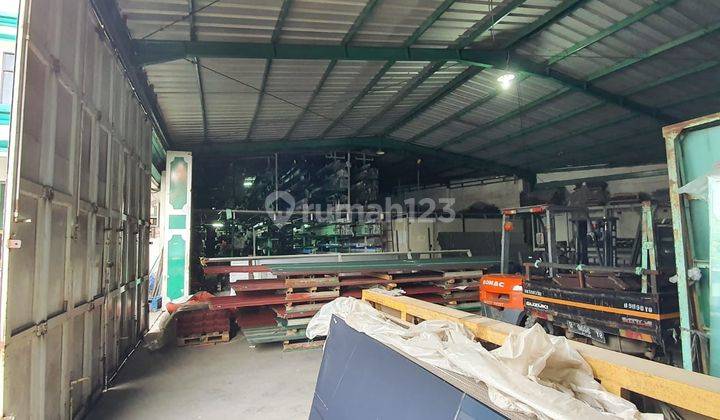 Ruang usaha kantor dan gudang siap pakai di Cut Mutia Bekasi timur 2