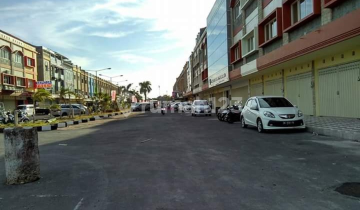 Nice shophouse strategically located in Imam Bonjol Bali Nice shophouse strategically located in Imam Bonjol Bali