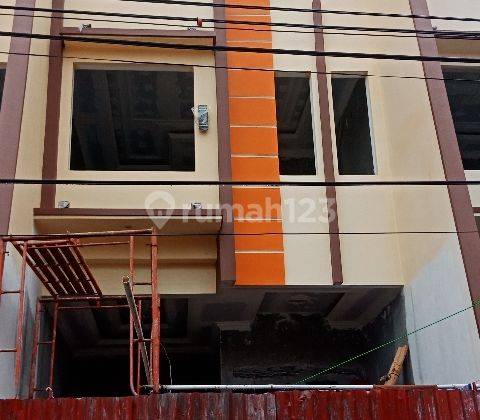 Ruko Baru 3 Lantai daerah Cempaka Putih, Senen, Kemayoran LT 73 m2, 3 Lantai, Garasi 1 Mobil,, cocok untuk UMKMK 1