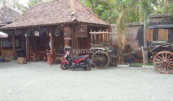 RUMAH JOGLO UNTUK USAHA 1