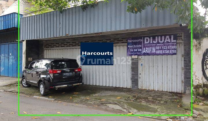 Ruko super strategis di pusat kota singosaren solo 2