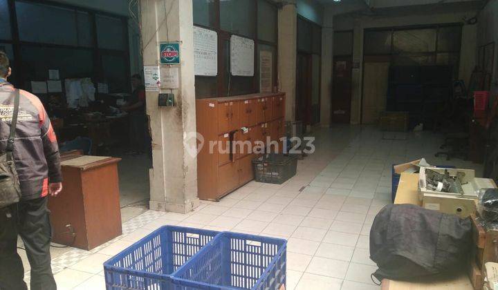 Ruko/Kantor Strategis di Jl Lodaya Gatsu Bandung 2