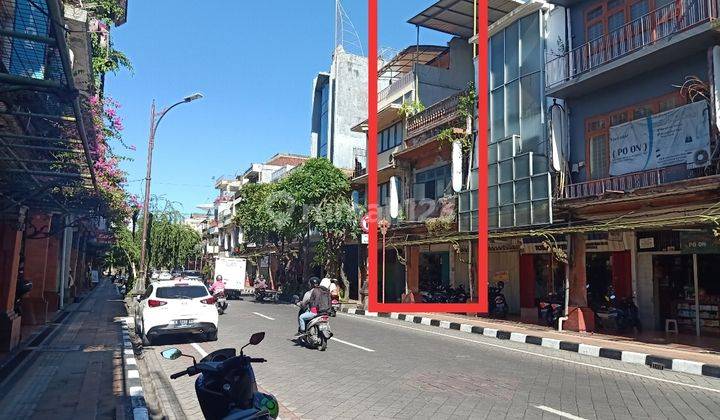 3.5 storey shophouse in the heart of Denpasar city to make your business a success 1