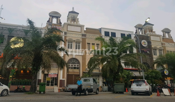 Rukan Eksklusif- Pantai Indah Kapuk Waterboom