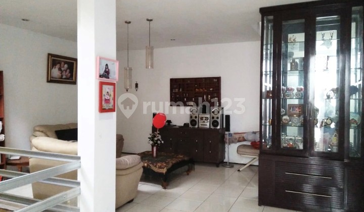 Ruko Strategis Latumenten Ruko Strategis Latumenten