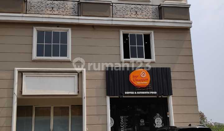 Ruko Green Lake City Boulevard