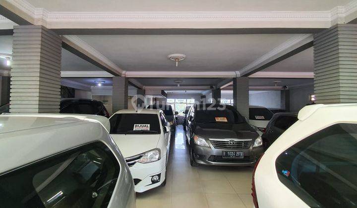 Showroom Mobil 3 lantai Komersil.Area Terusan UI 2