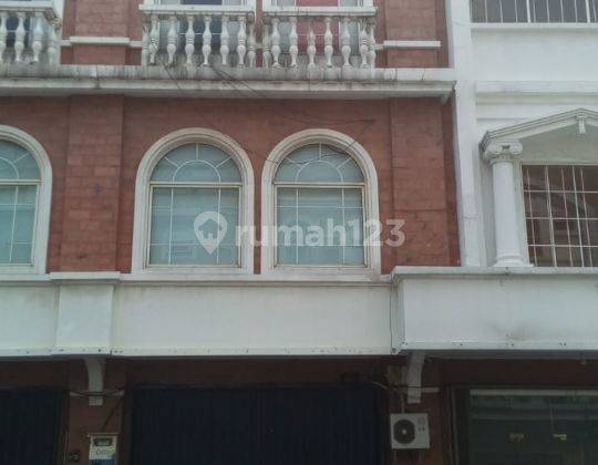 Rumah dijual lelang 2