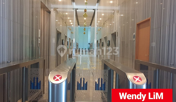 OFFICE SPACE AVAILABLE at CENTENNIAL TOWER MID ZONE 405sqm (FOR LEASE) OFFICE SPACE AVAILABLE at CENTENNIAL TOWER MID ZONE 405sqm (FOR LEASE)