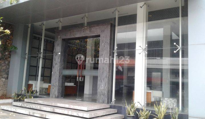 GEDUNG  4 LT  DI FATMAWATI JAKARTA SELATAN 1