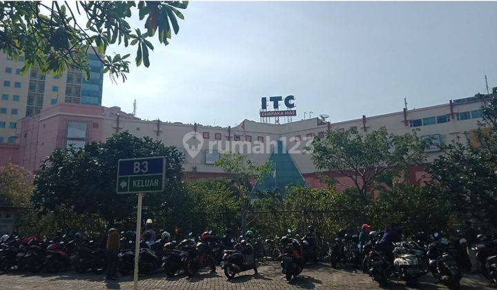 Kios Turun Harga di ITC Cempaka Mas, Jakarta Pusat 2