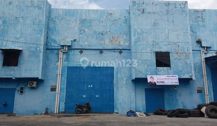 Gudang Sutami SPPBE dekat Pelabuhan Makassar 1