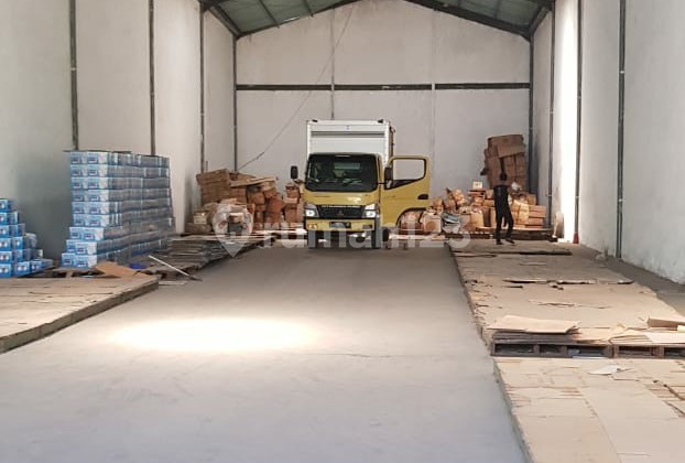 Gudang Margomulyo Permai