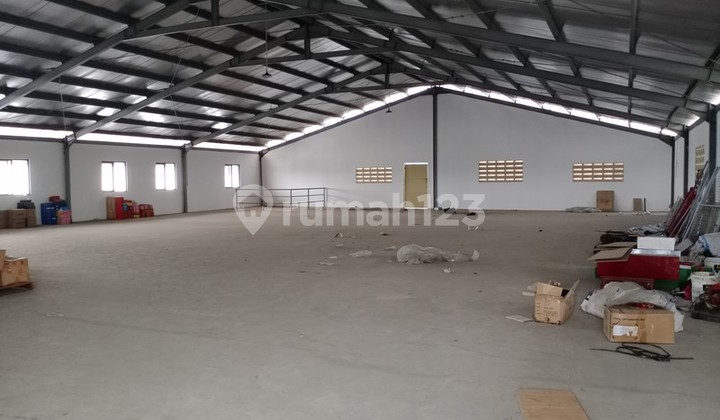 Gudang Dan Kantor Masuk Kontainer Dkt Bandara di Kalideres. 20100 Gudang Dan Kantor Masuk Kontainer Dkt Bandara di Kalideres. 20100